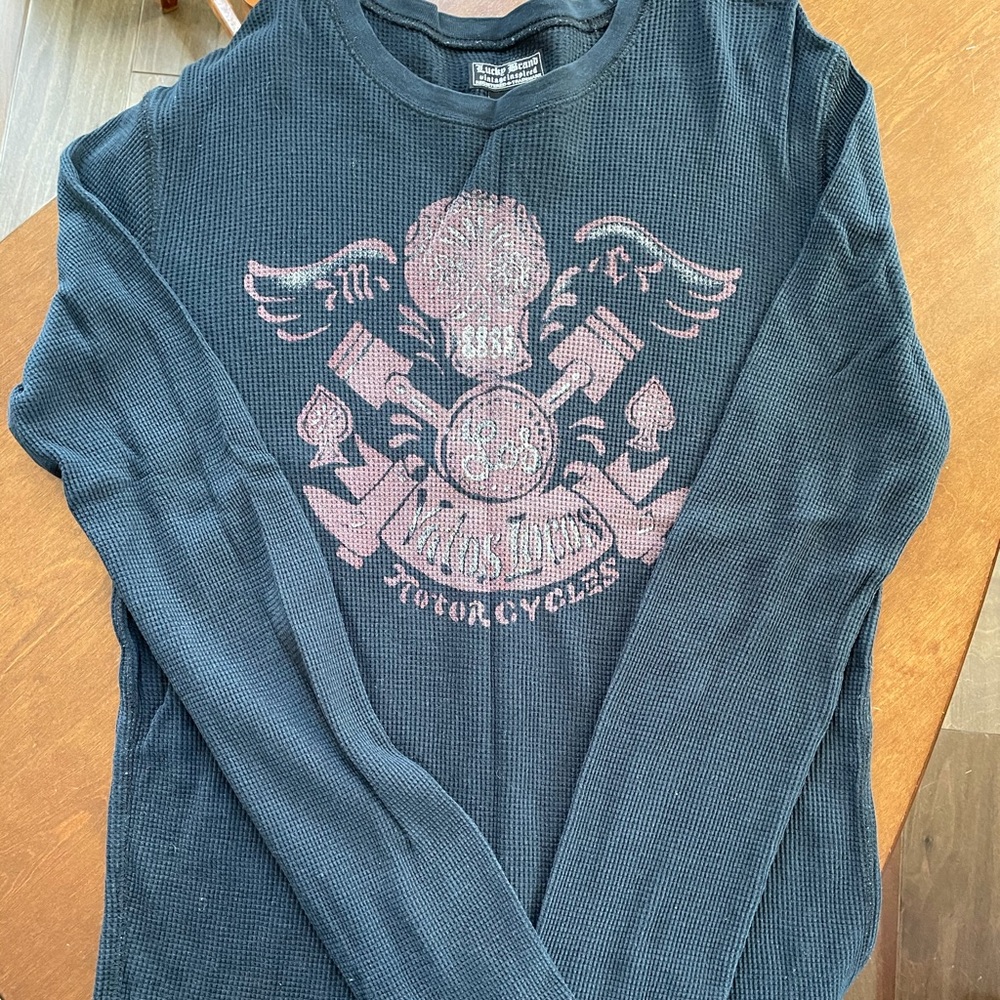 Black long sleeve thermal